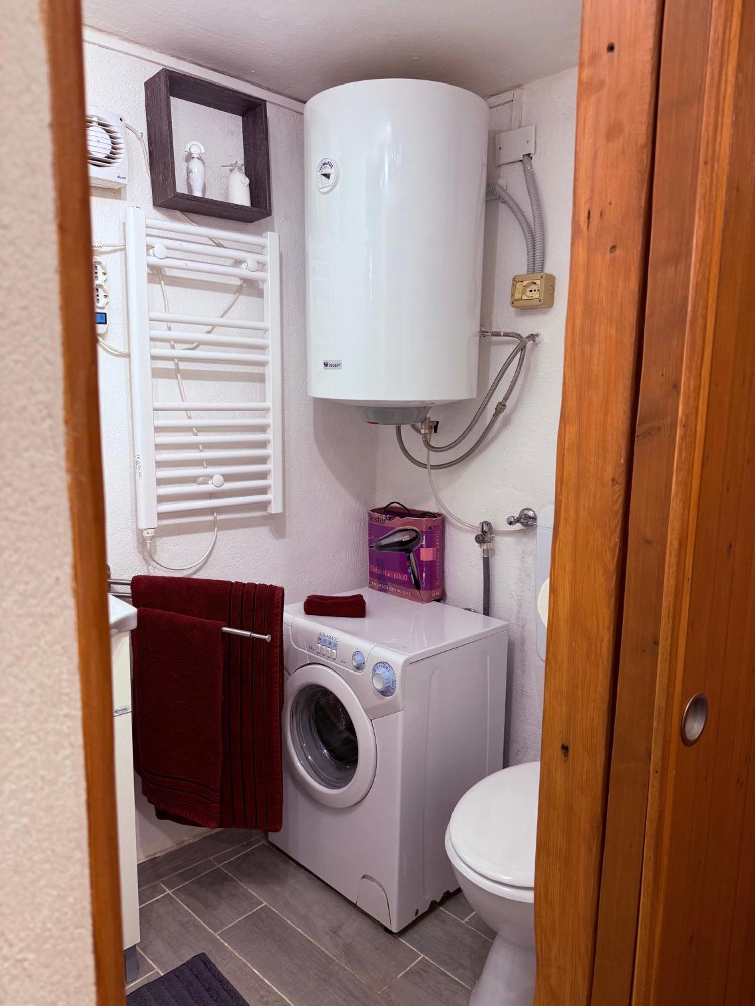 Casa Vacanze Nora Chamois Bagian luar foto