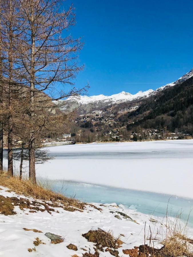 Casa Vacanze Nora Chamois Bagian luar foto